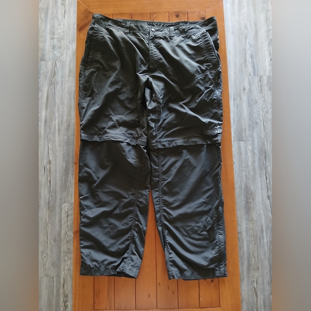 Mens *NEW* North Face Men's Dark Charcoal Gray Convertible Cargo Pants 40 Short